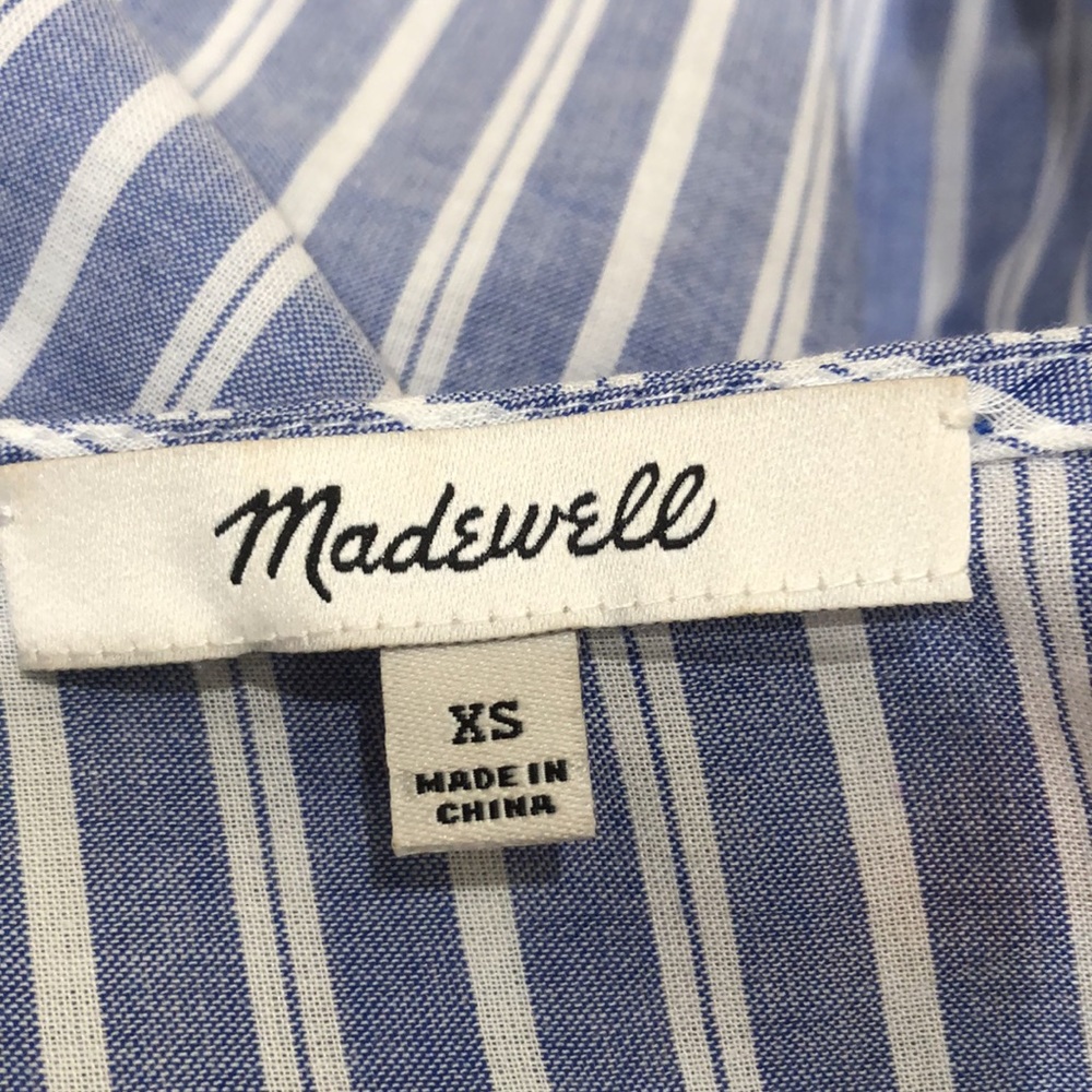 SOLD Madewell Flutter Sleeve Top Size XS Blue White Striped Ruffle Peplum Hem - Picture 5 of 8